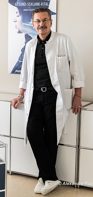 Foto-Shooting Porträt - Prof. Dr. med. Claudio Lorenzet -Gesundheit - Pandemie Covid-19 - Corona - Bergdietikon - Zürich - 21.01.2021 Foto-Shooting Porträt - Prof. Dr. med. Claudio Lorenzet -Gesundheit - Pandemie Covid-19 - Corona - Bergdietikon - Zürich - 21.01.2021